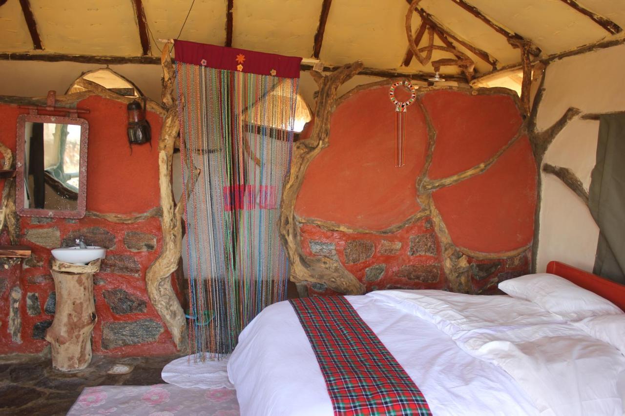 Lion'S Cave Camp, Samburu Βίλα Archers Post Εξωτερικό φωτογραφία