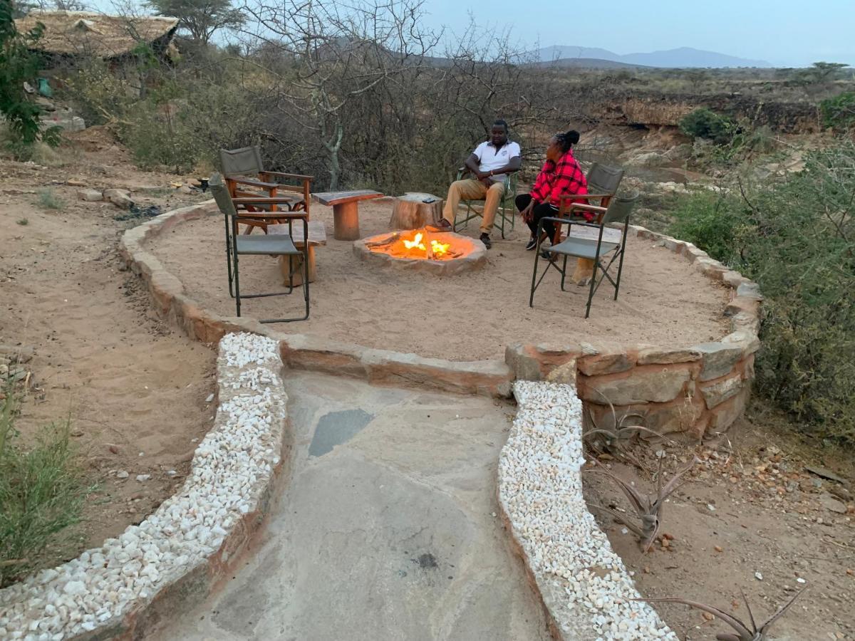 Lion'S Cave Camp, Samburu Βίλα Archers Post Εξωτερικό φωτογραφία