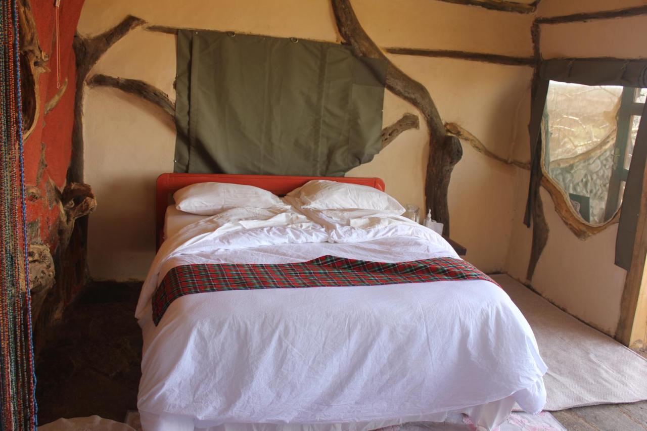 Lion'S Cave Camp, Samburu Βίλα Archers Post Εξωτερικό φωτογραφία