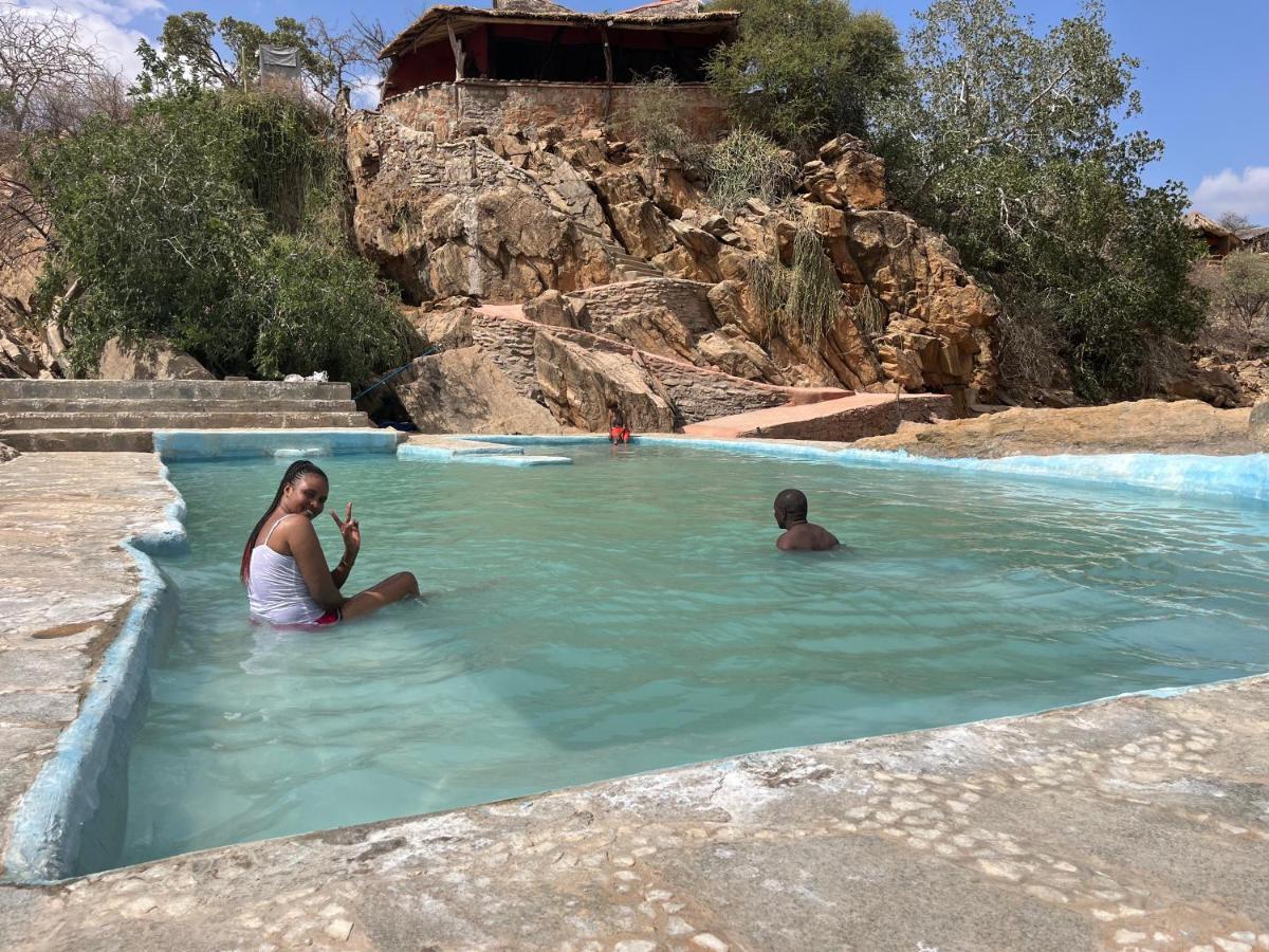 Lion'S Cave Camp, Samburu Βίλα Archers Post Εξωτερικό φωτογραφία