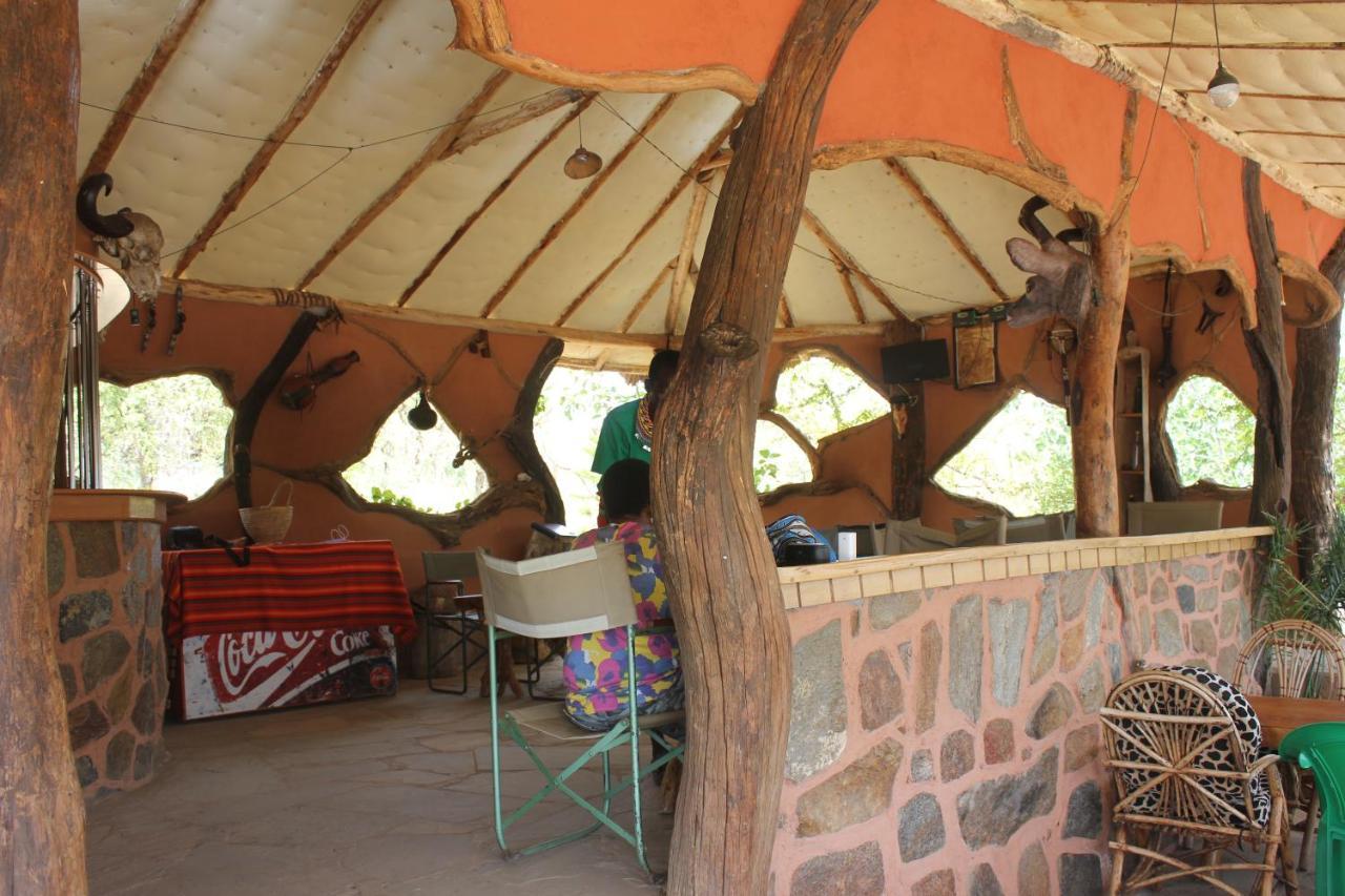 Lion'S Cave Camp, Samburu Βίλα Archers Post Εξωτερικό φωτογραφία