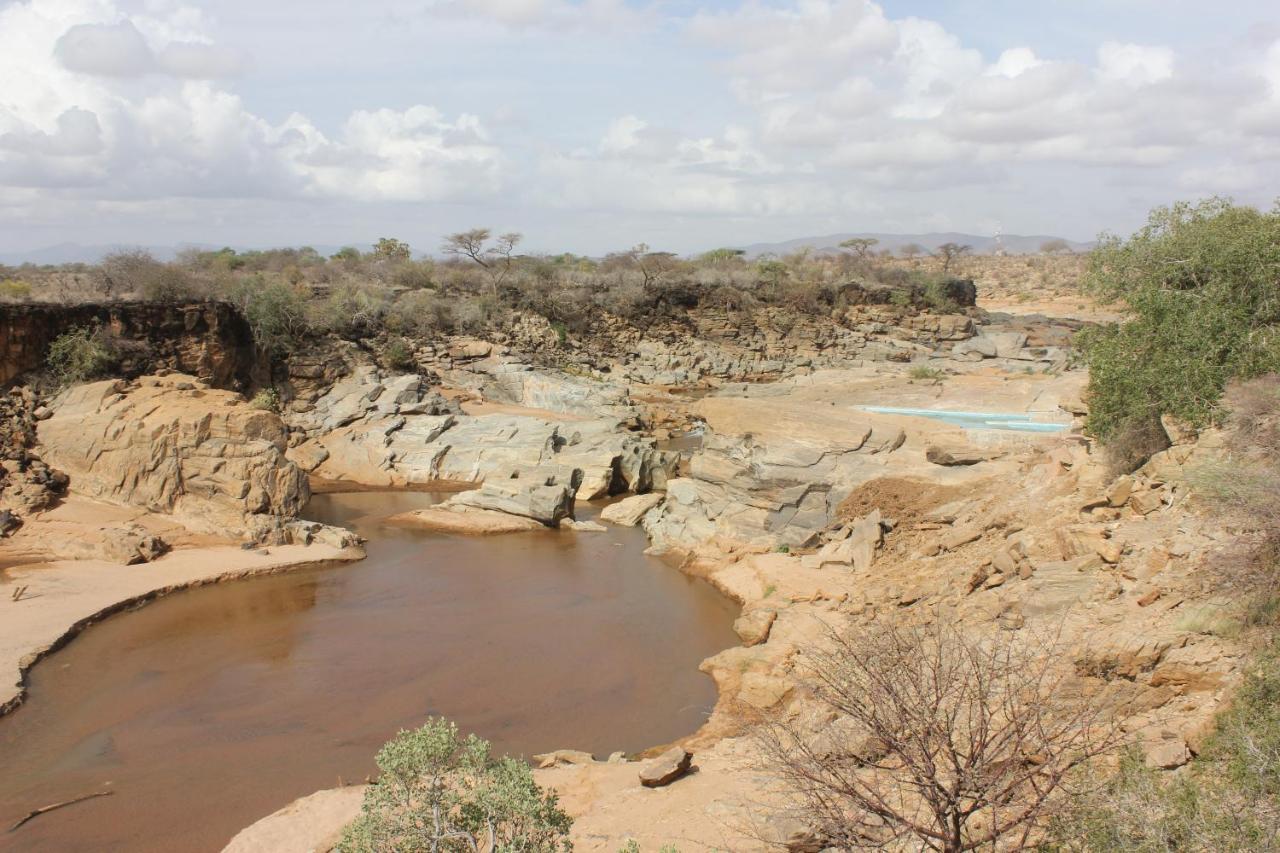 Lion'S Cave Camp, Samburu Βίλα Archers Post Εξωτερικό φωτογραφία
