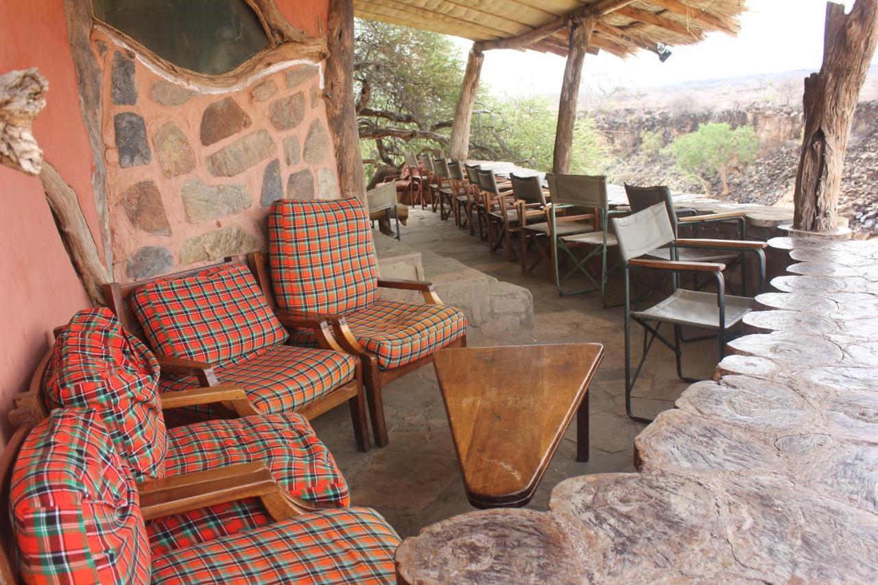 Lion'S Cave Camp, Samburu Βίλα Archers Post Εξωτερικό φωτογραφία