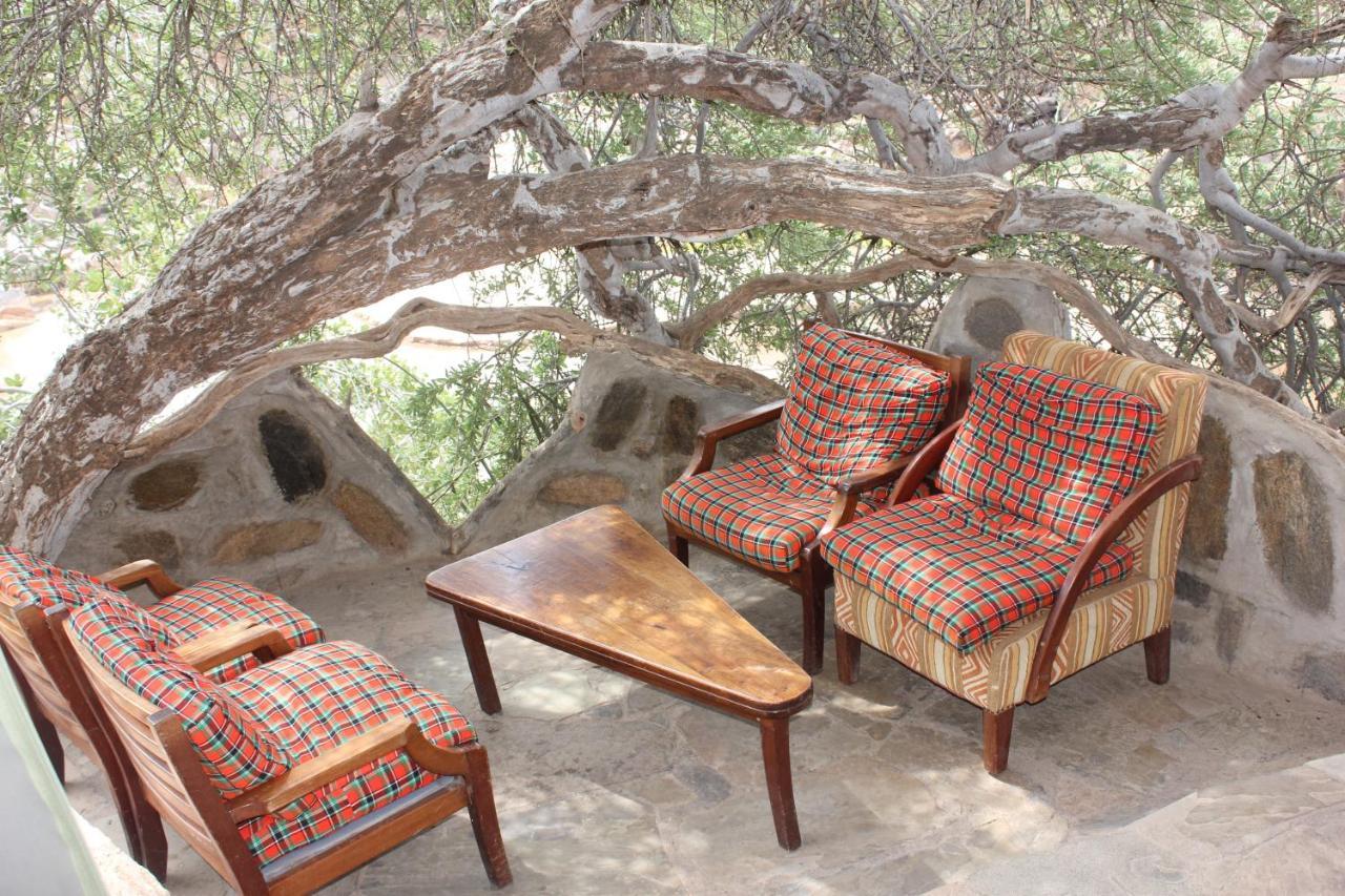 Lion'S Cave Camp, Samburu Βίλα Archers Post Εξωτερικό φωτογραφία
