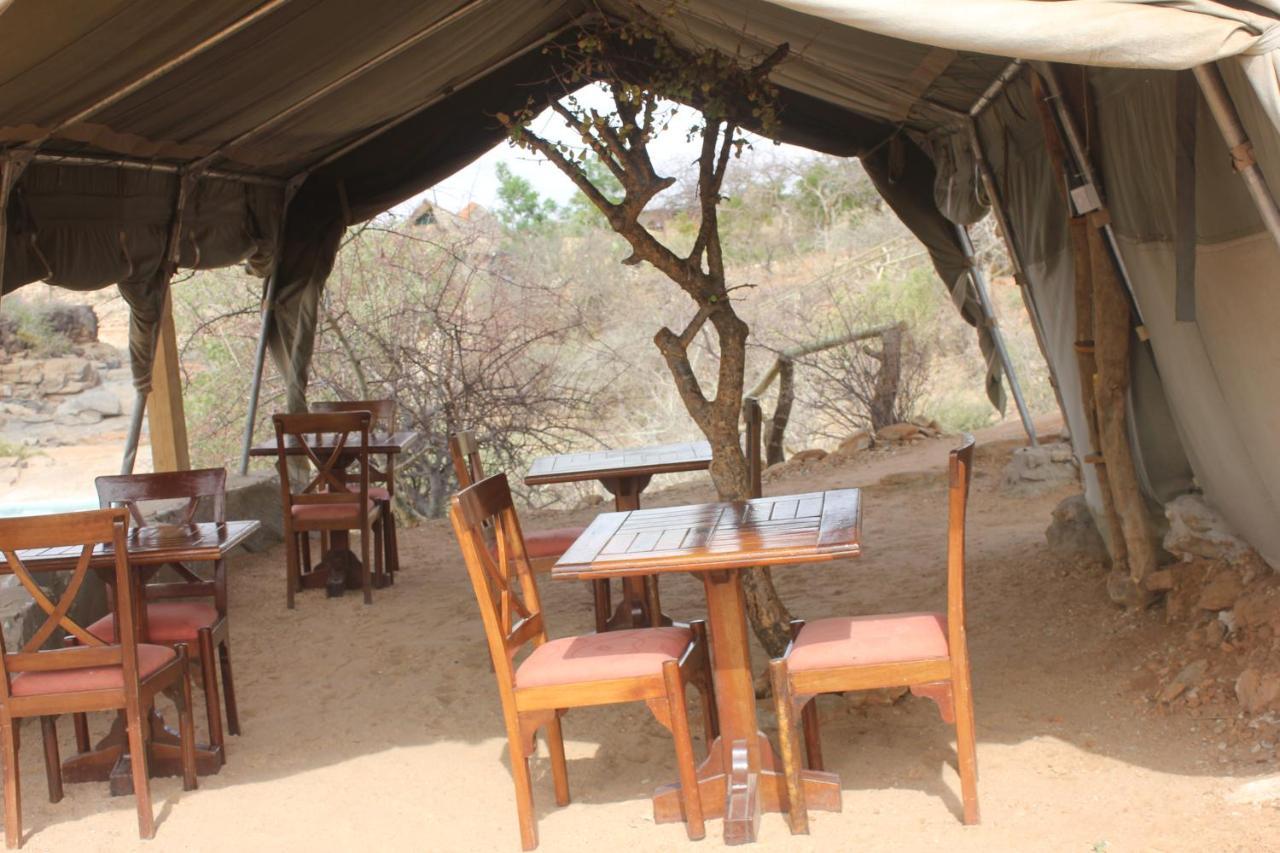 Lion'S Cave Camp, Samburu Βίλα Archers Post Εξωτερικό φωτογραφία
