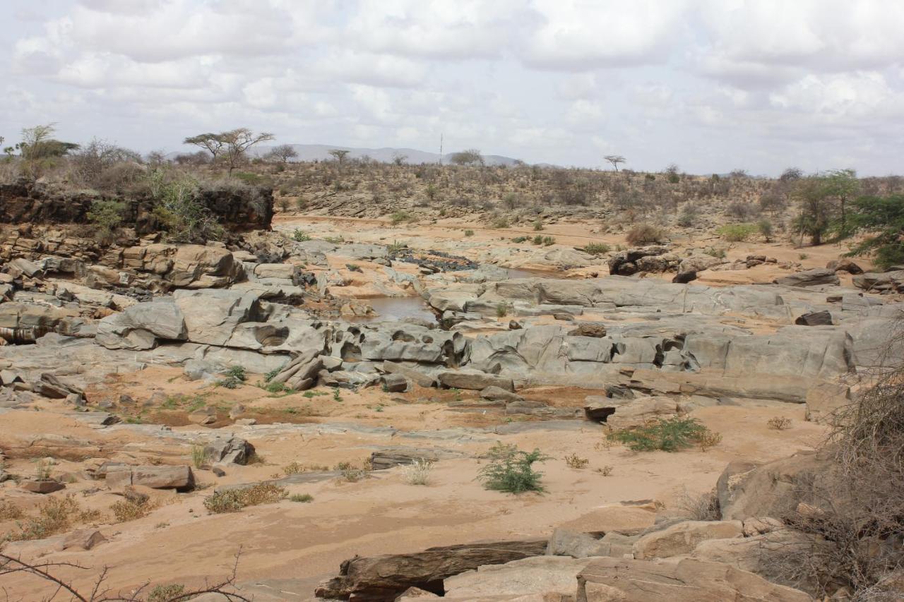 Lion'S Cave Camp, Samburu Βίλα Archers Post Εξωτερικό φωτογραφία